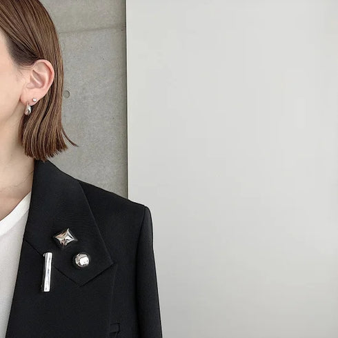 chocolat brooch / bar